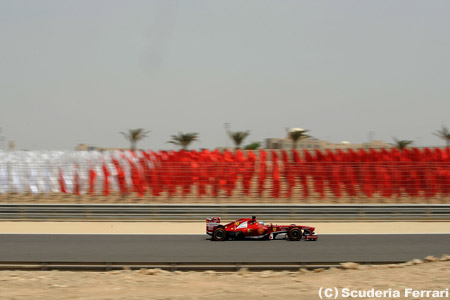 F1とバーレーンの政情不安は別物だとアロンソ