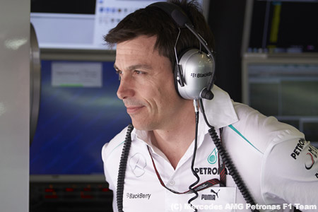 メルセデスAMG、ポール獲得後にチーム代表交代を否定