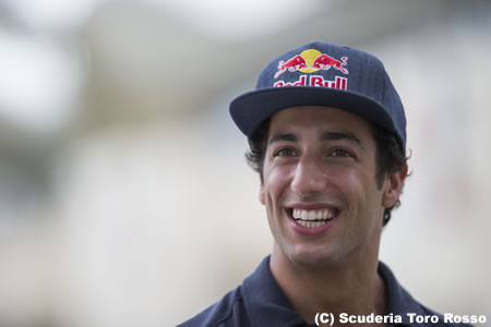 リチャルド、レッドブルドライバー第一候補に