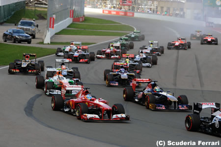 F1カナダGPでコース作業員が事故死