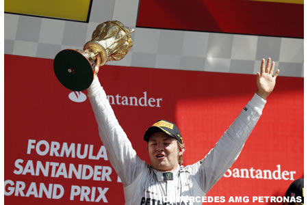 ロズベルグ、戒告処分のみでF1イギリスGP優勝確定