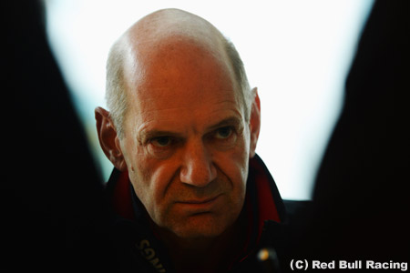 レッドブル、タイヤ変更拒否チームを非難