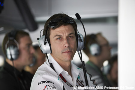 メルセデスAMG、F1の“ご都合主義者”を攻撃