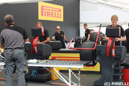 ドライバーのボイコット発言に驚くピレリ