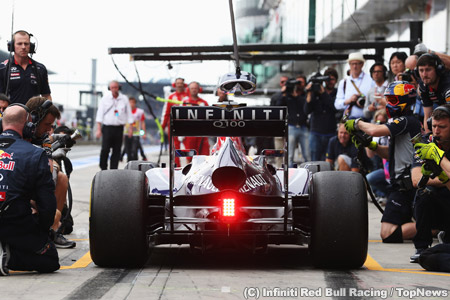 ピットでの最低停止時間案は却下