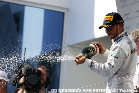 メルセデスAMG、ハミルトンが移籍後初優勝／F1ハンガリーGP日曜まとめ