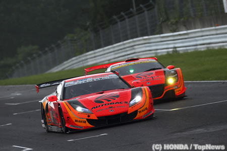 SUPER GT第4戦ARTAがGT500、GT300でダブル優勝