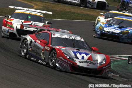 SUPER GT第5戦、ウイダー・モデューロが今季初優勝。GT300はBRZが初優勝