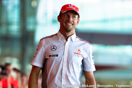 バトン、もうすぐ新たな3年契約締結とのうわさを否定せず