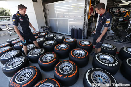 F1タイヤテスト実施を求め、チームに圧力をかけるピレリ