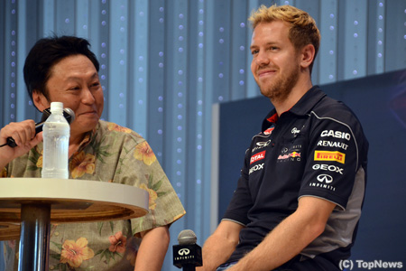 ベッテルが日産でトークショー「ガンバリマス！」