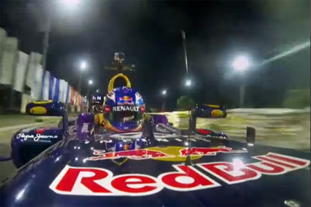 【動画】レッドブル、スリランカでF1デモ走行