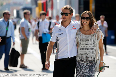 道端ジェシカとバトン、婚約