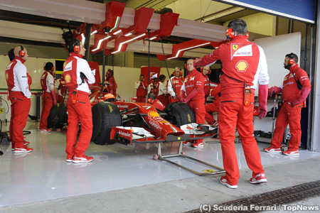 2014年のF1マシン、修理時間は7時間？