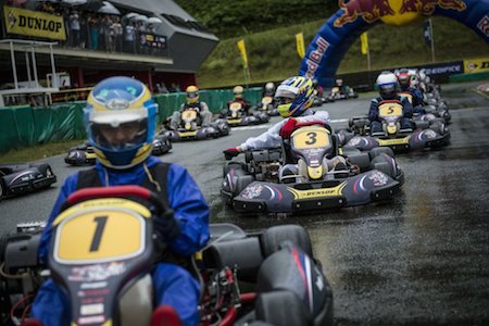 「世界最速のアマチュアカートレーサーは私だ！」という方へ、RED BULL KART FIGHT 2014が発表されたぞ！