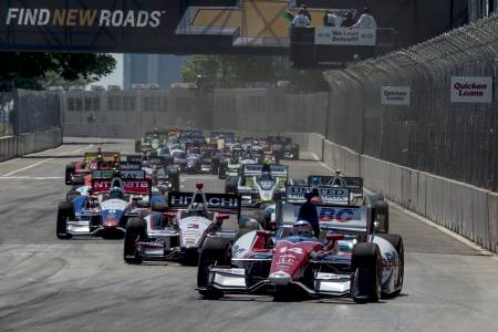 カストロネベスが優勝。佐藤琢磨は18位に終わる／インディカー第7戦（デトロイト2）