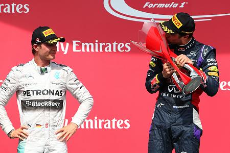 「メルセデスAMGが問題を抱えてくれないと勝つのは難しい」とレッドブル