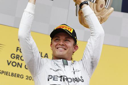 順風満帆のロズベルグ。同郷ドライバーのベッテルを気遣う余裕も