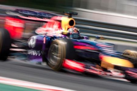 「トップに近づいているのかいないのか・・・」／レッドブル、F1ハンガリーGP1日目
