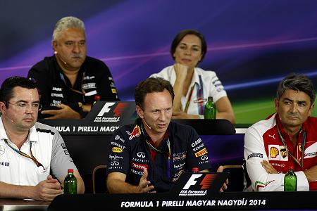 レッドブルのボスが激怒「F1チームを政治的問題に巻き込むな」