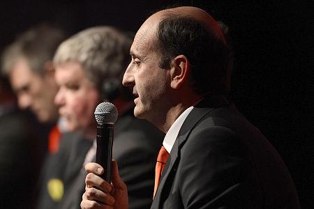 解雇されたエンジン責任者がフェラーリに反撃