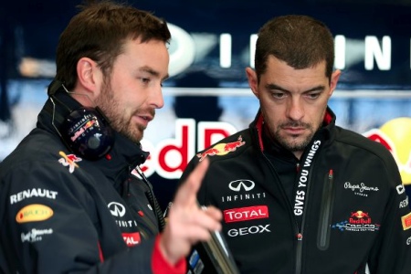 レッドブル、ニューイのポストを空席に