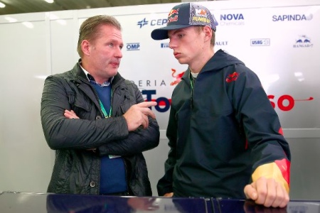 異論続出、フェルスタッペンのF1デビュー