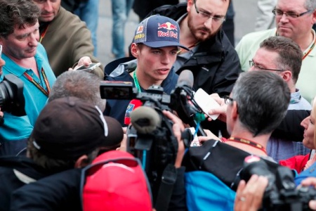 ハッキネンも反対、フェルスタッペンF1昇格