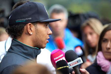 ロズベルグ、ベルギーGPの接触事故について謝罪を拒否