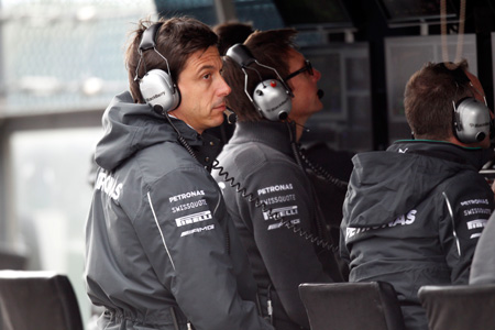 メルセデスAMG、ドライバーラインアップ変更の可能性を否定せず