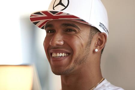 「素晴らしいショーが展開されるだろう」／メルセデスAMG、F1アブダビGP1日目