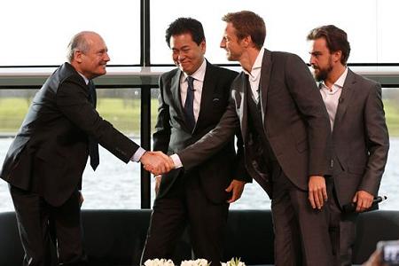 マクラーレン、ドライバー決定遅延の原因はバトンとの交渉難航だった