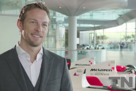 【動画】バトン、2015年への抱負を笑顔で語る／マクラーレン・ホンダ