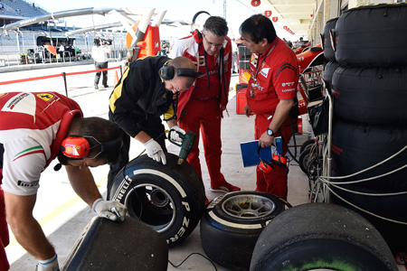 浜島裕英、フェラーリ辞職