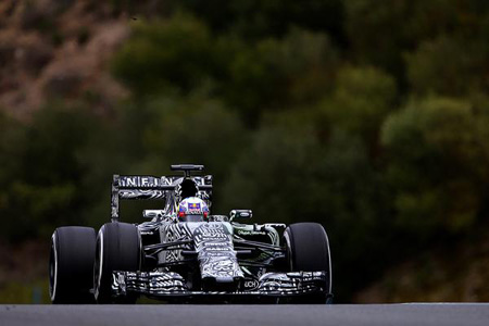 ニューイを連れ戻せ – レッドブル