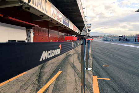 マクラーレン・ホンダ、アロンソ絡みの疑問にダンマリ