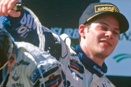 ビルヌーブ「アロンソはフェラーリにもっと敬意を」