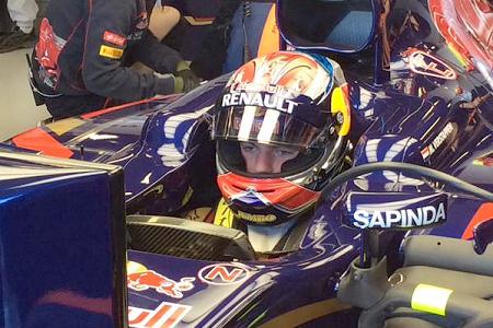 「バッテリートラブルに泣かされた17歳」／トロロッソ、F1オーストラリアGP1日目