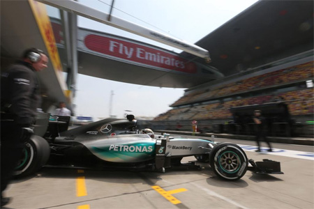 「信頼性は問題なし」メルセデスAMG／F1オーストラリアGP1日目