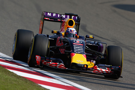 レッドブルはショートノーズ版を5月に