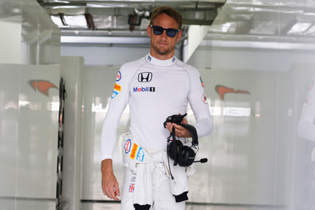 【マクラーレン・ホンダ】「これ以上のトラブルはゴメンだ」ジェンソン・バトン／F1バーレーンGP1日目
