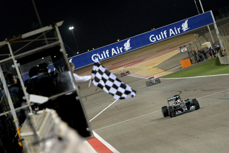 モズレー、予算上限制と規則自由化を提言