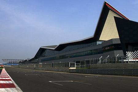 「伝統あるサーキットを救え」とシルバーストン