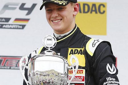 前レースで骨折のシューマッハJr、今週末のレースに出走