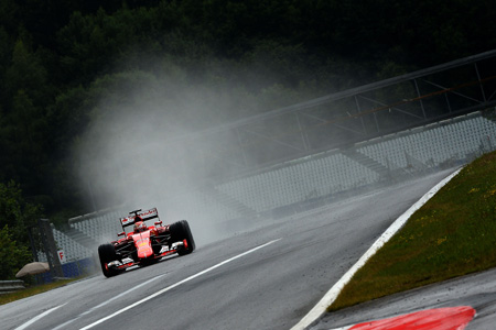 「期待の若手がF1デビュー」フェラーリ／F1レッドブルリンク合同テスト1日目
