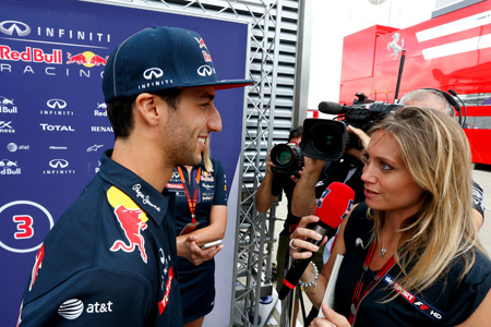 メリー「リカルドをフェラーリに」