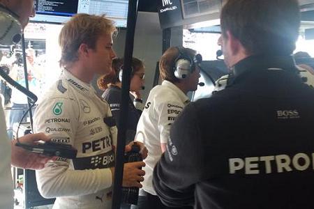 【P2速報】2度の赤旗中断　ロズベルグはタイヤ破裂／F1ベルギーGP