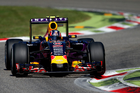 フェラーリエンジンならレッドブルは勝てるとウェバー