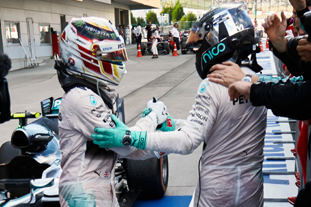 ハミルトンとロズベルグの関係、再び緊張状態に