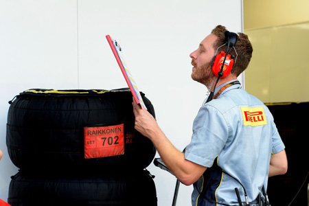 タイヤ空気圧に関するペナルティーはなし？スタート前に調整可能